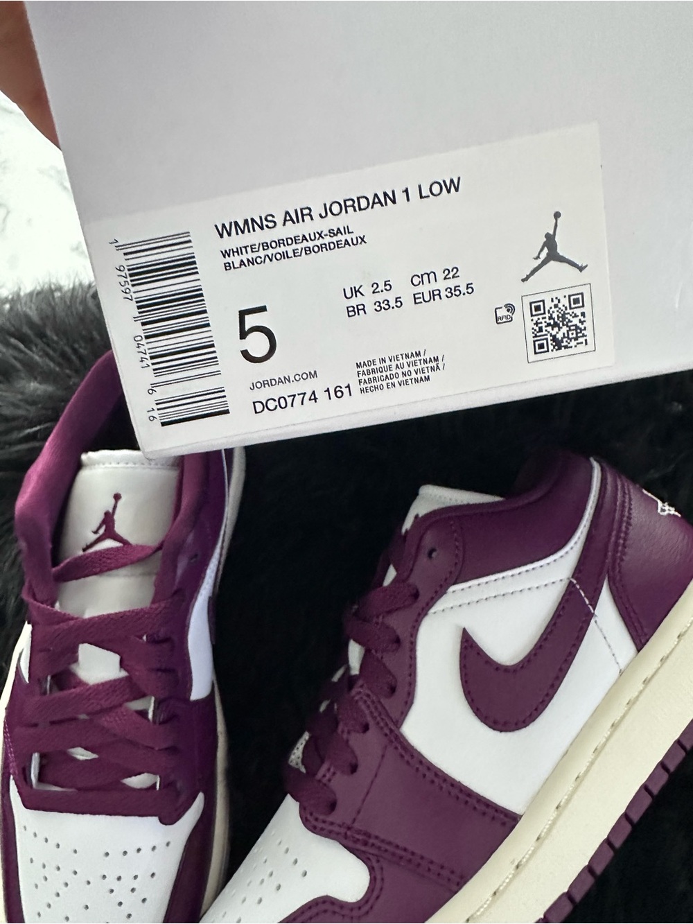 Air Jordan 1 Low - Picture 8 of 8